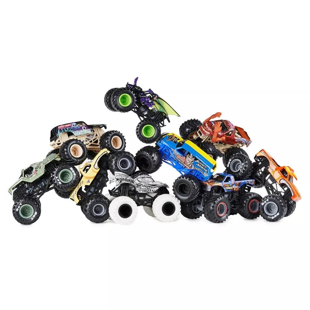 限定品: MONSTER JAM 9台セット Amazon.com: Monster Jam, Grave Digger 40th Anniversary 8