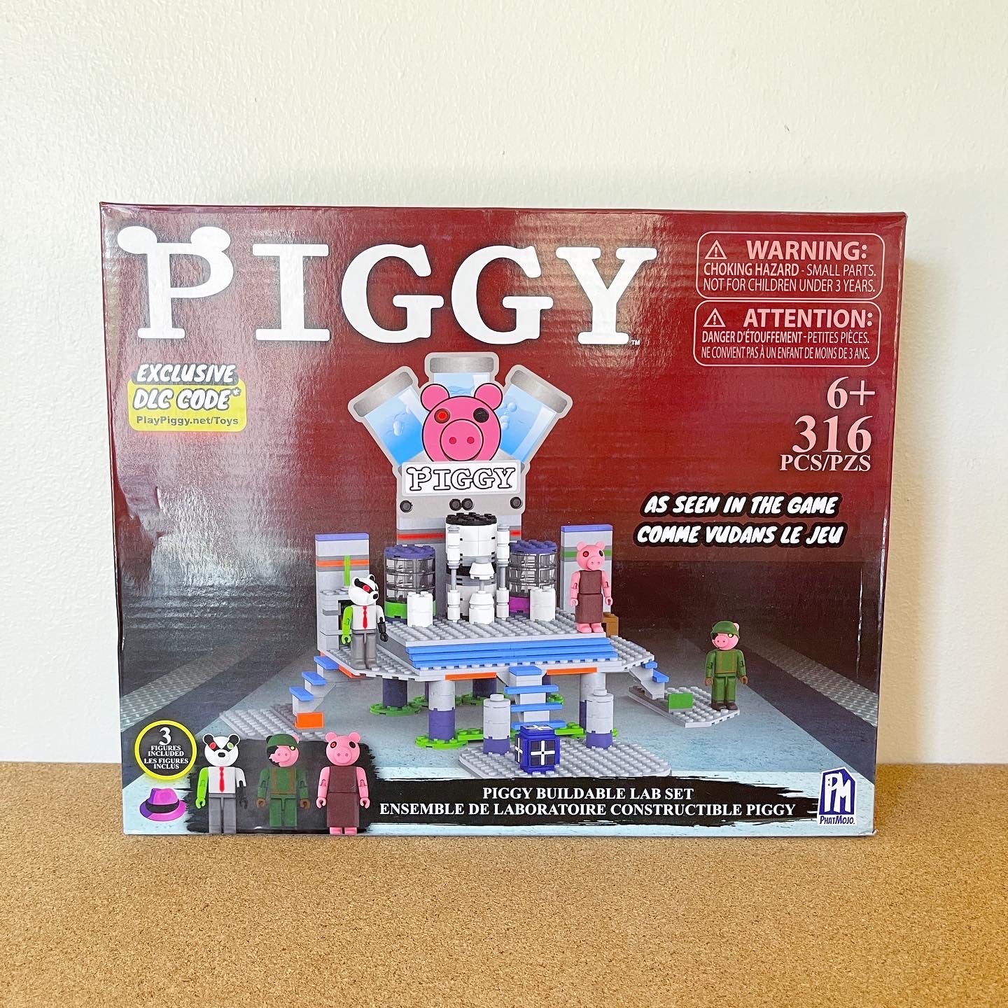 Piggy  Buildable Lab Set