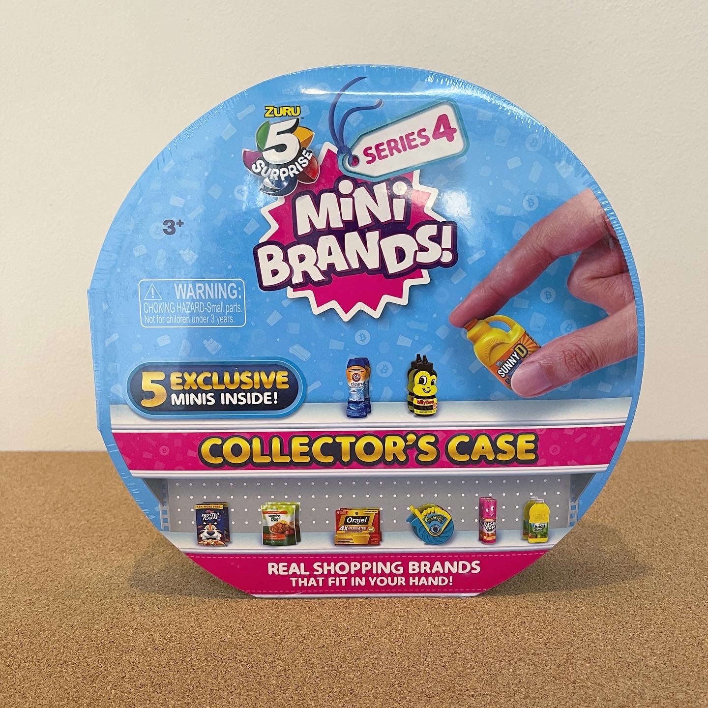 Mini Brands Series 4 Collector’s Case