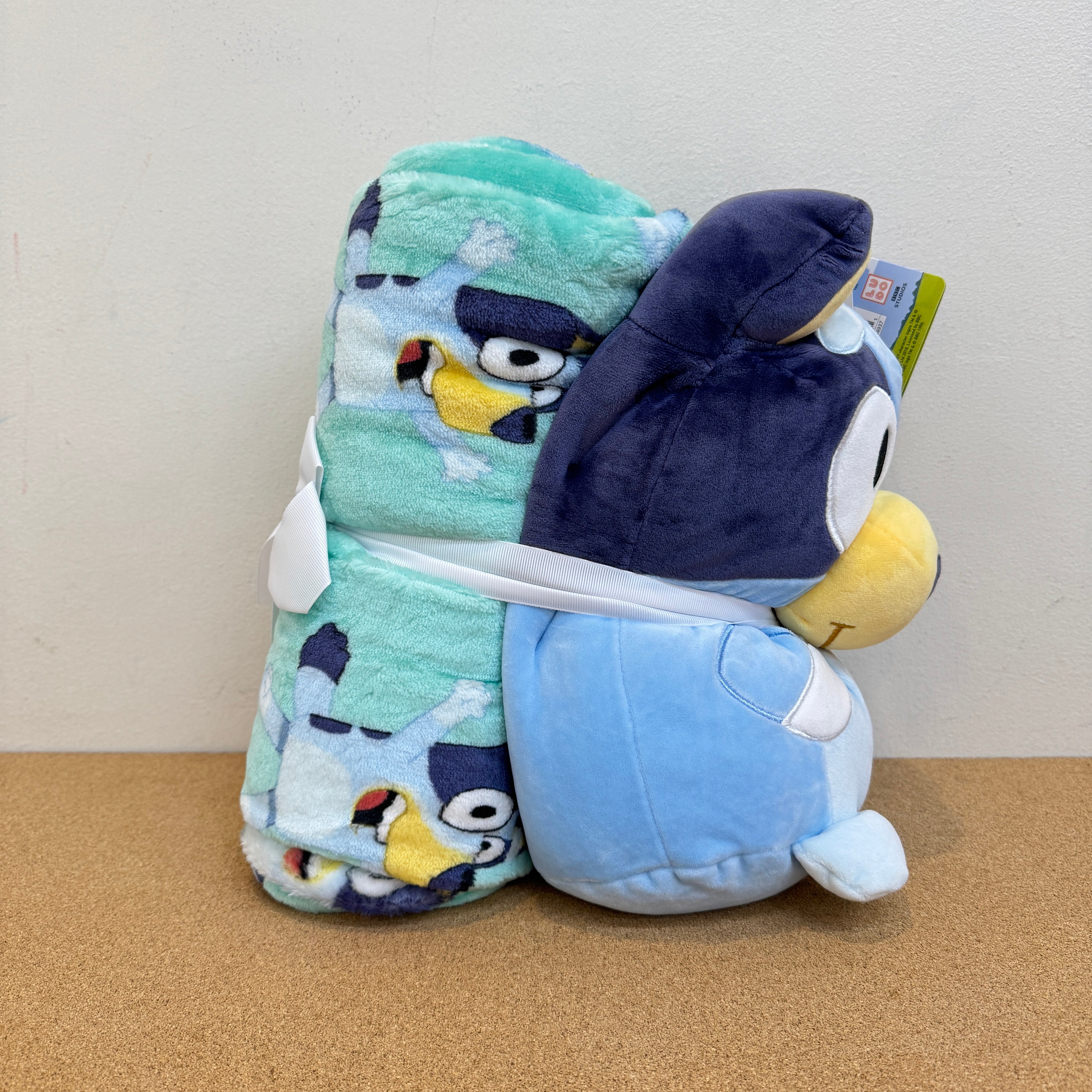 Bluey Pillow and Throw Set