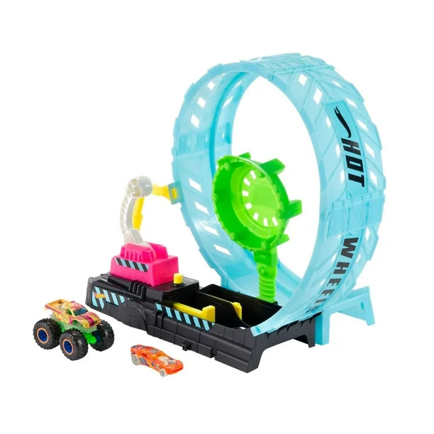 Hotwheels Monster Truck Glow in the Dark Epic Loop Challenge Playset