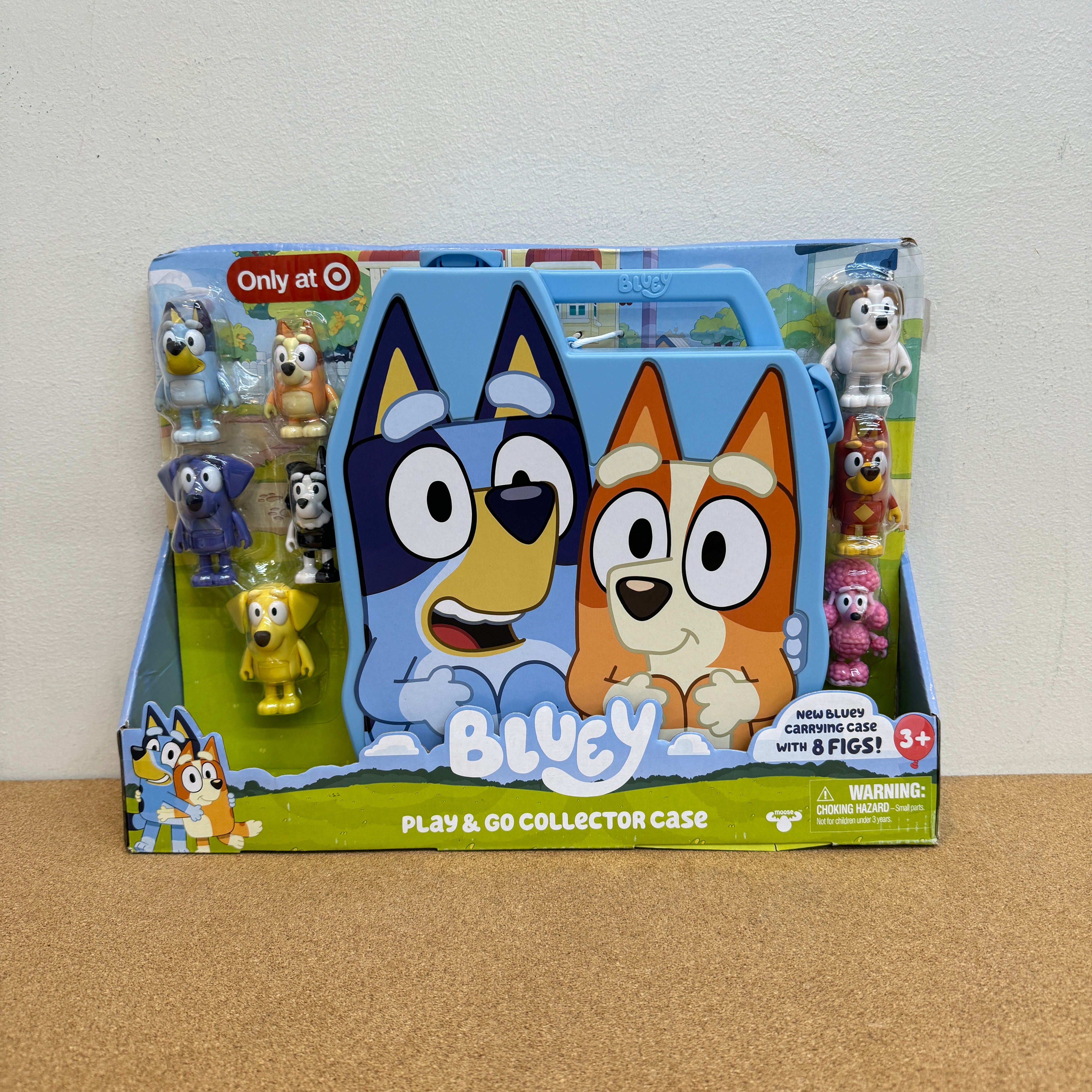 Bluey Play & Go Collector Case with Figures