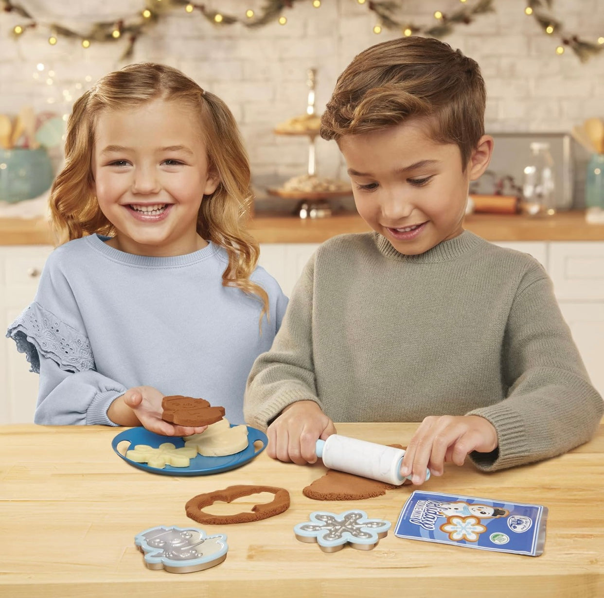 Little Tikes Creative Chefs Holiday Cookies Kit