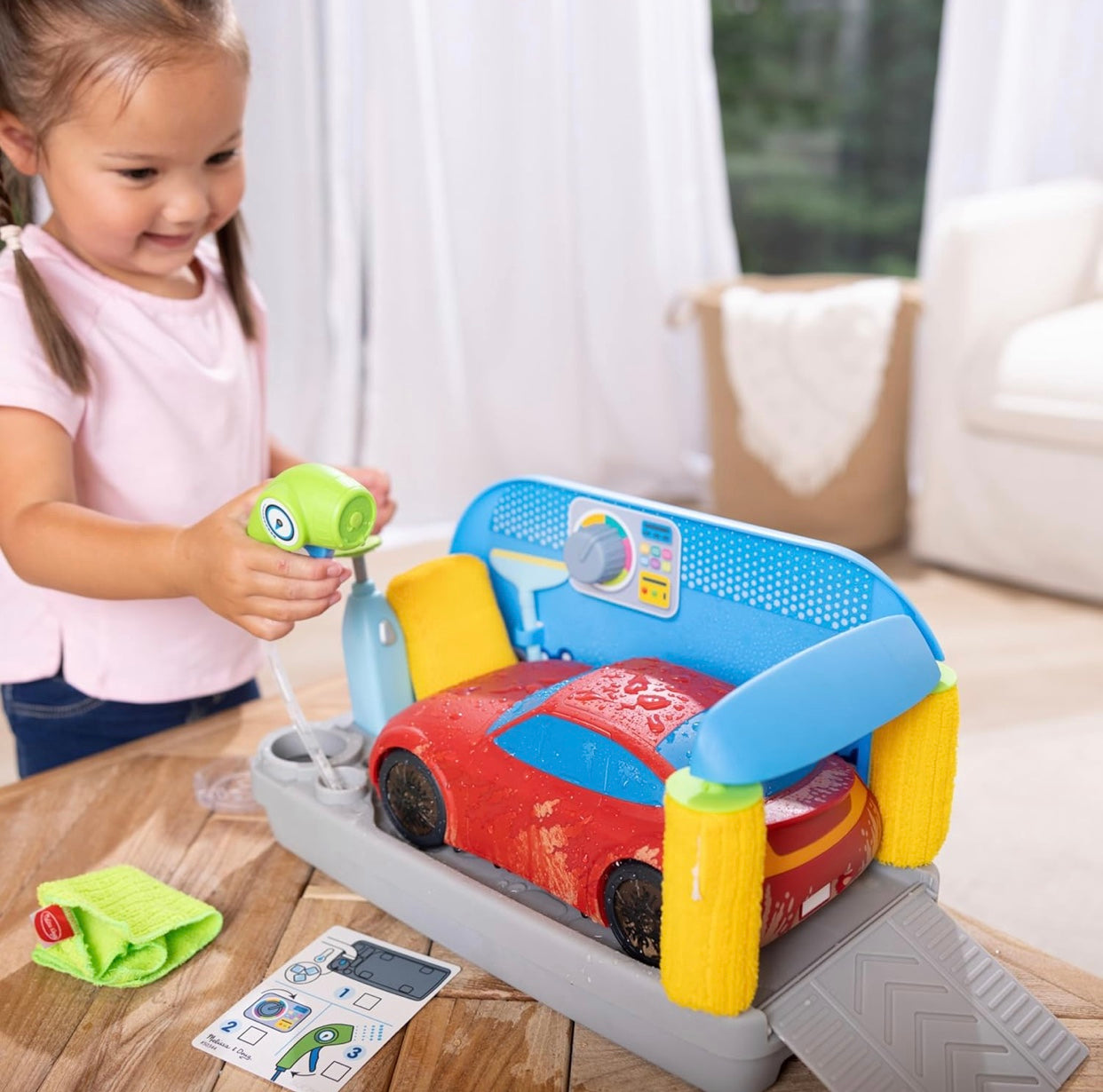 Melissa & Doug Spray & Shine Car Wash Color Changing Playset