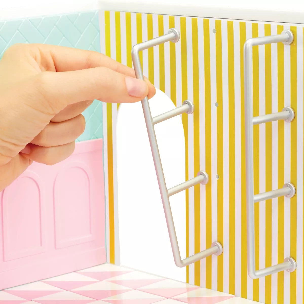 Miniverse Make It Mini Spaces Ice Cream Shop