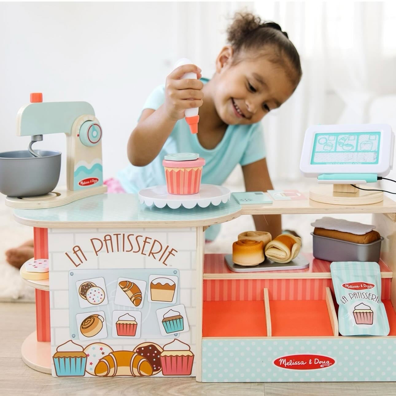 Melissa & Doug Wooden LA Patisserie Bakery