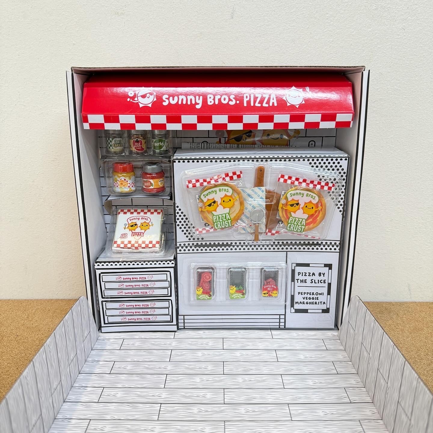 Miniverse Make It Food Mini Pizza Mini Collectibles