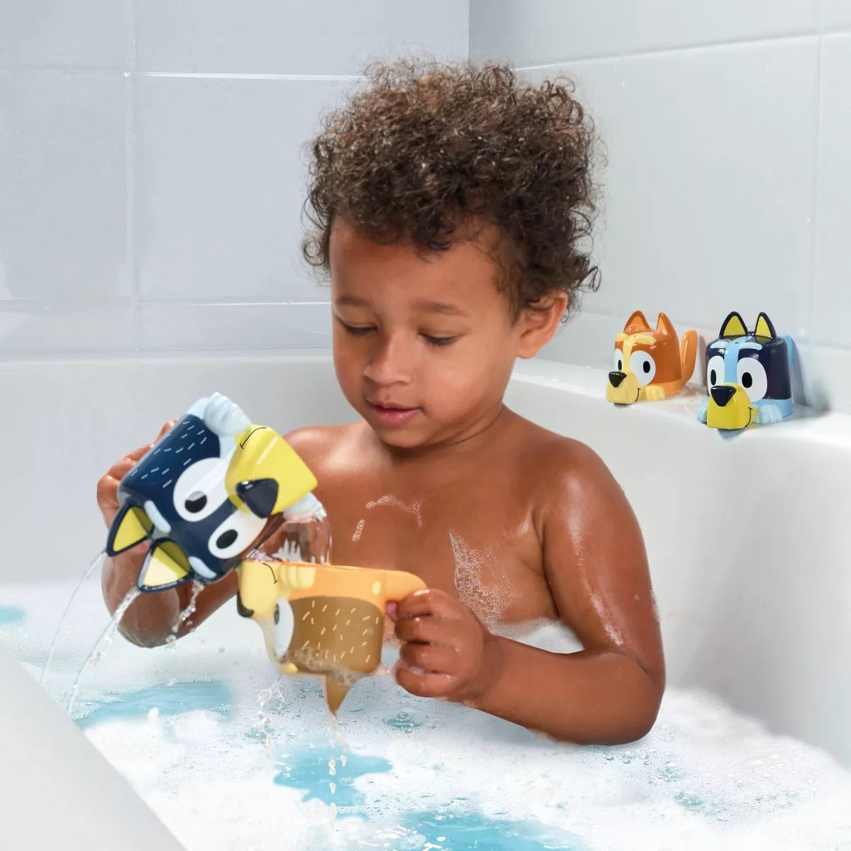 Tomy Bluey Family Pourers - Stacking Cups Bath Toy