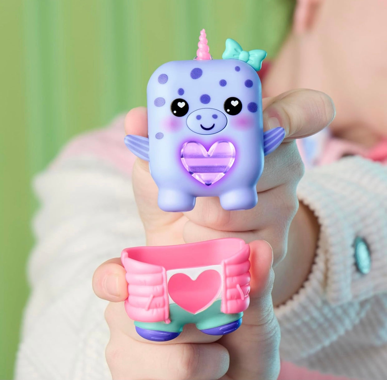 Nano-Mals Blubby The Narwhal Interactive Fidget Toy
