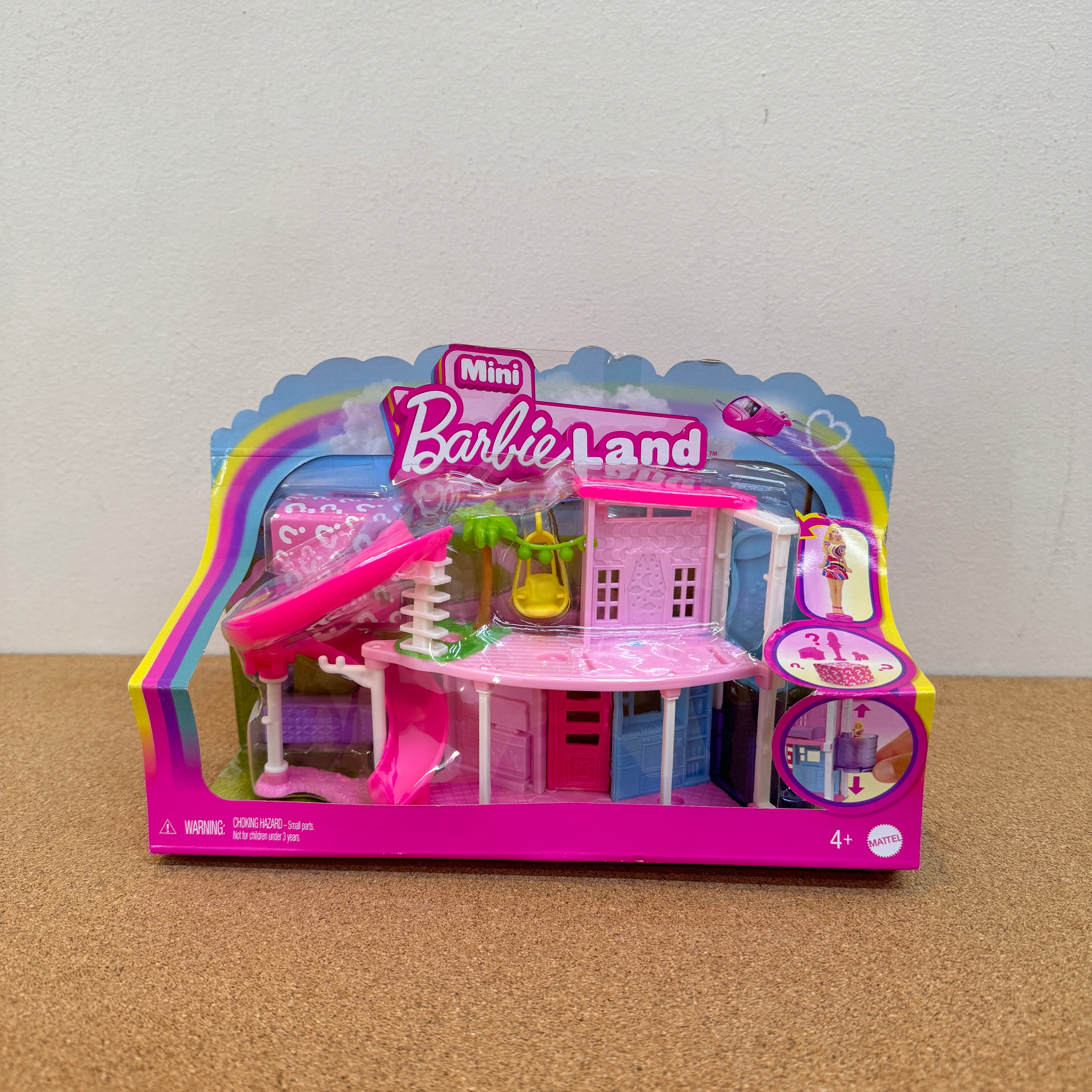 Barbie Mini Barbieland Doll House Mini Dreamhouse