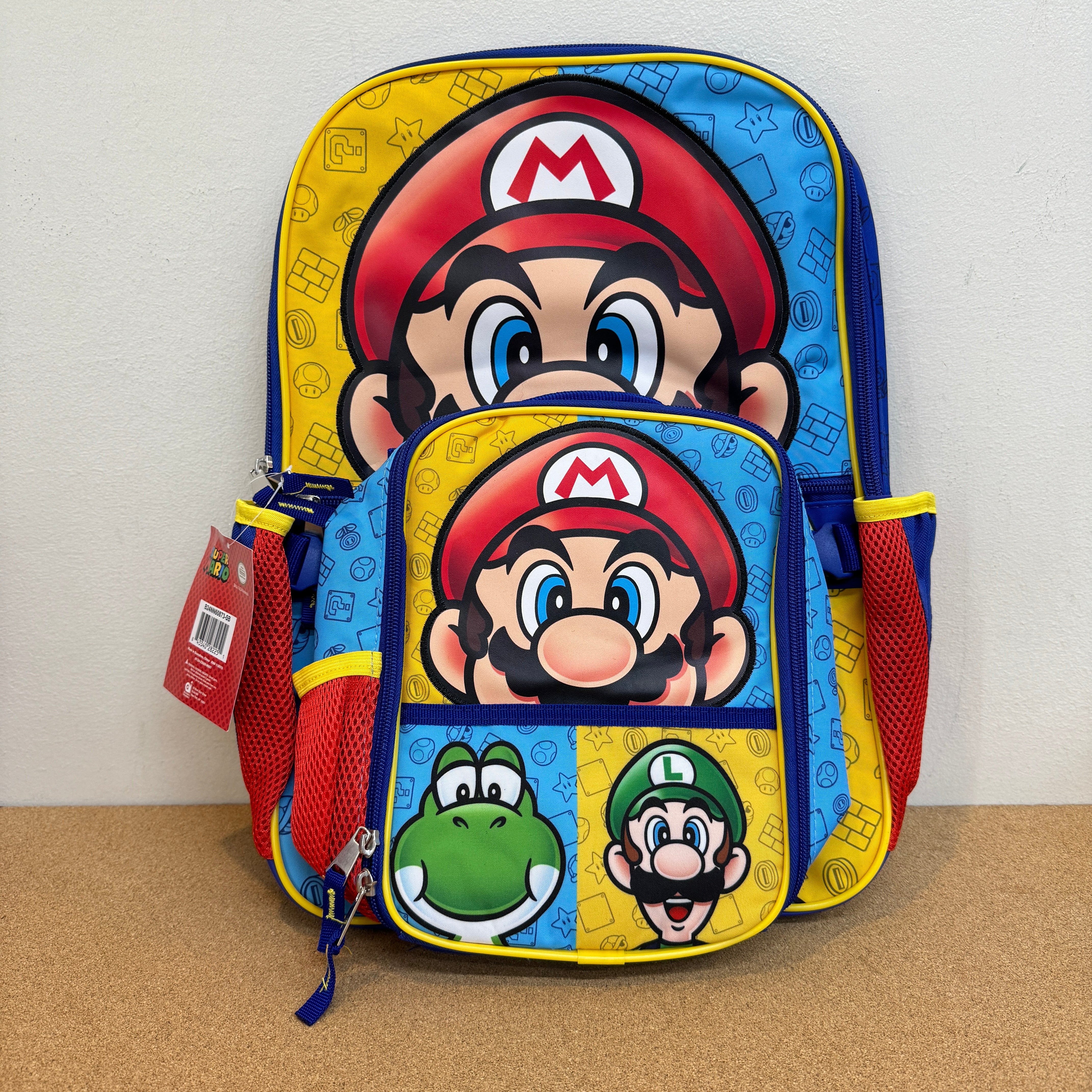 Nintendo Mario Friends 2Piece Backpack Set 17”