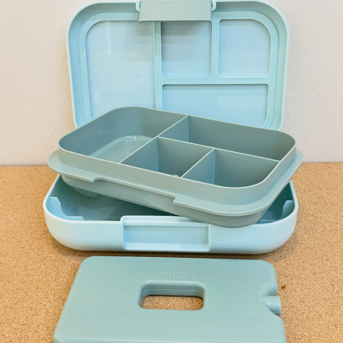 Pillowfort Bento Box 26fl oz Food Storage - Aqua