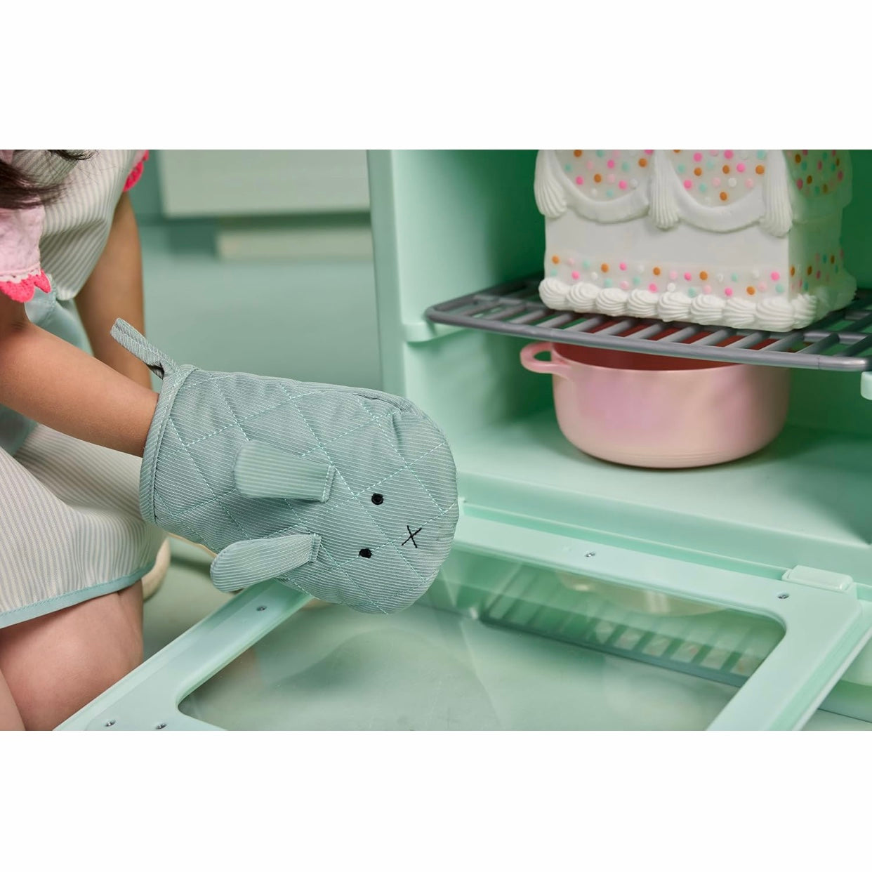 Little Tikes Sweet Spaces Apron & Oven Mitt Set