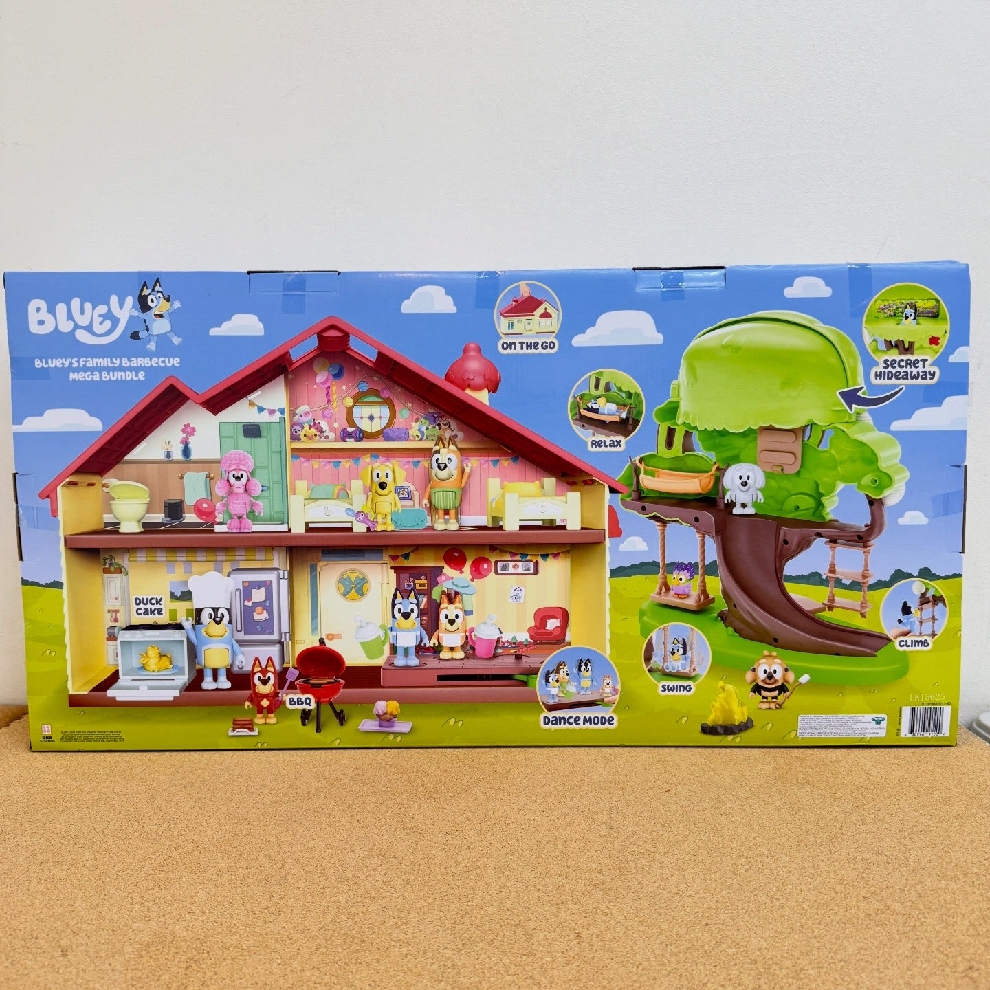 Bluey Family Barbecue Home Mega Bundle Set