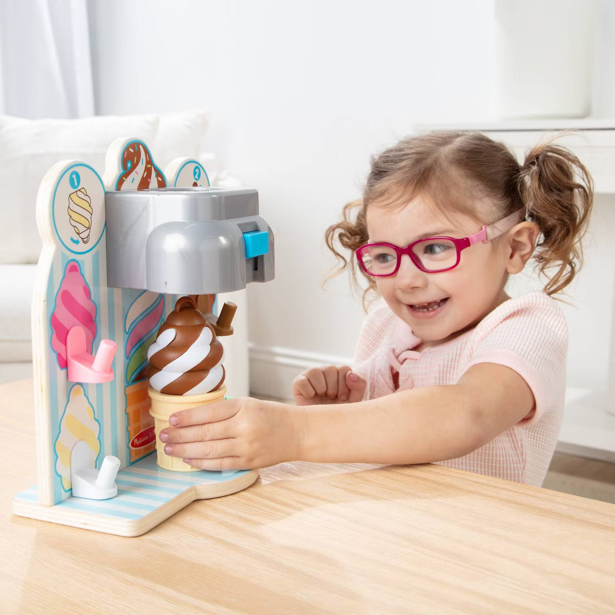 Melissa & Doug Swirl and Serve Ice Cream Playset