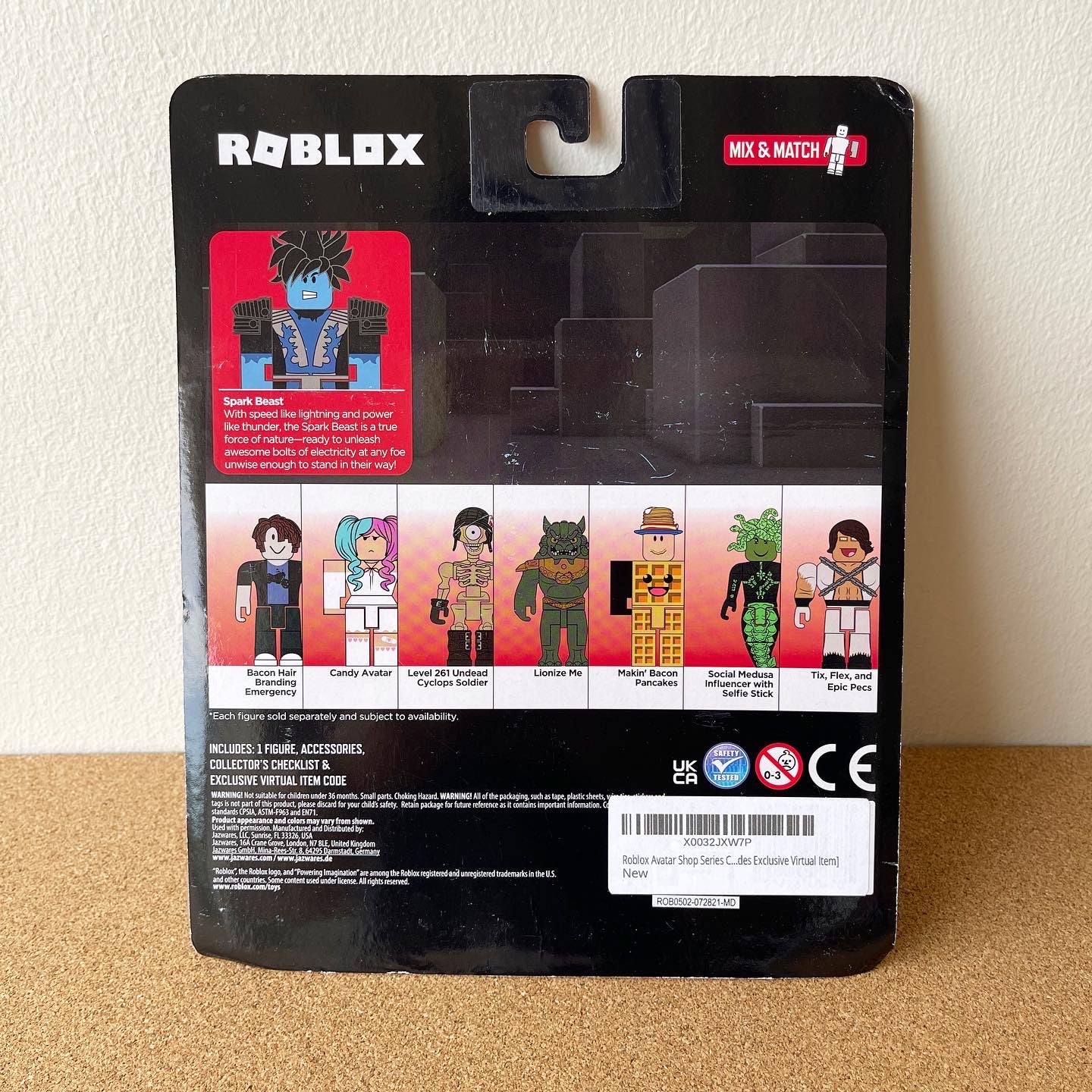 Roblox Avatar Shop Series Collection: Sparks Beast Figure Pack