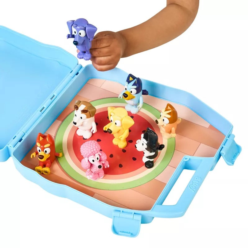 Bluey Play & Go Collector Case with Figures