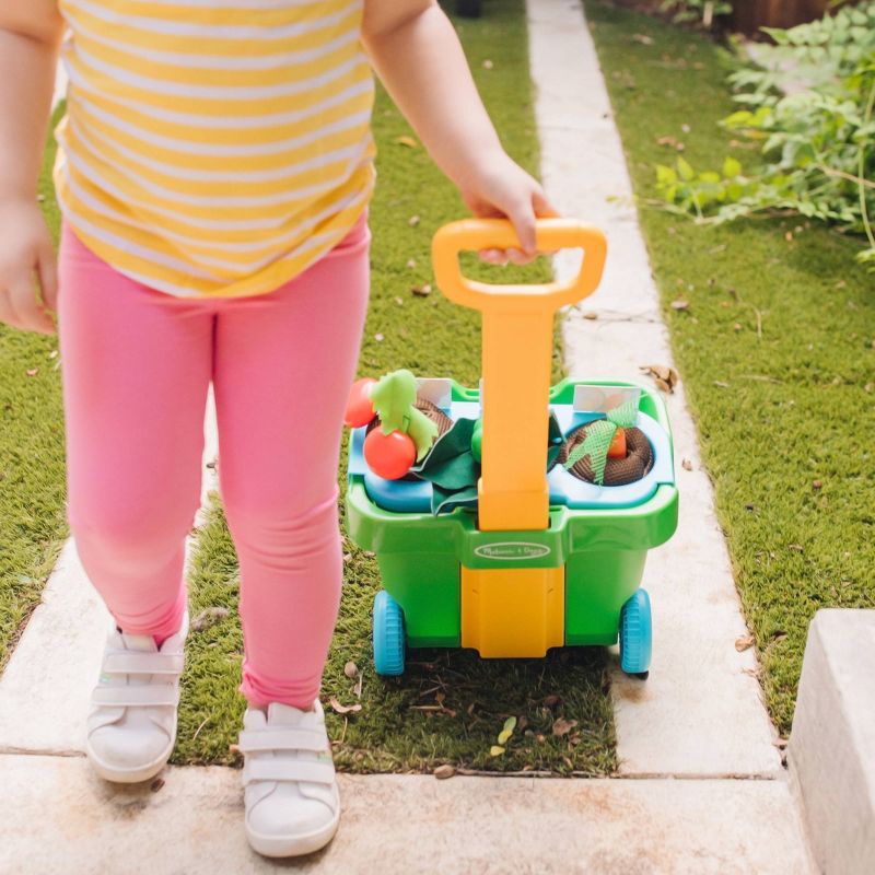 Melissa & Doug Let’s Explorer Deluxe Gardening Set