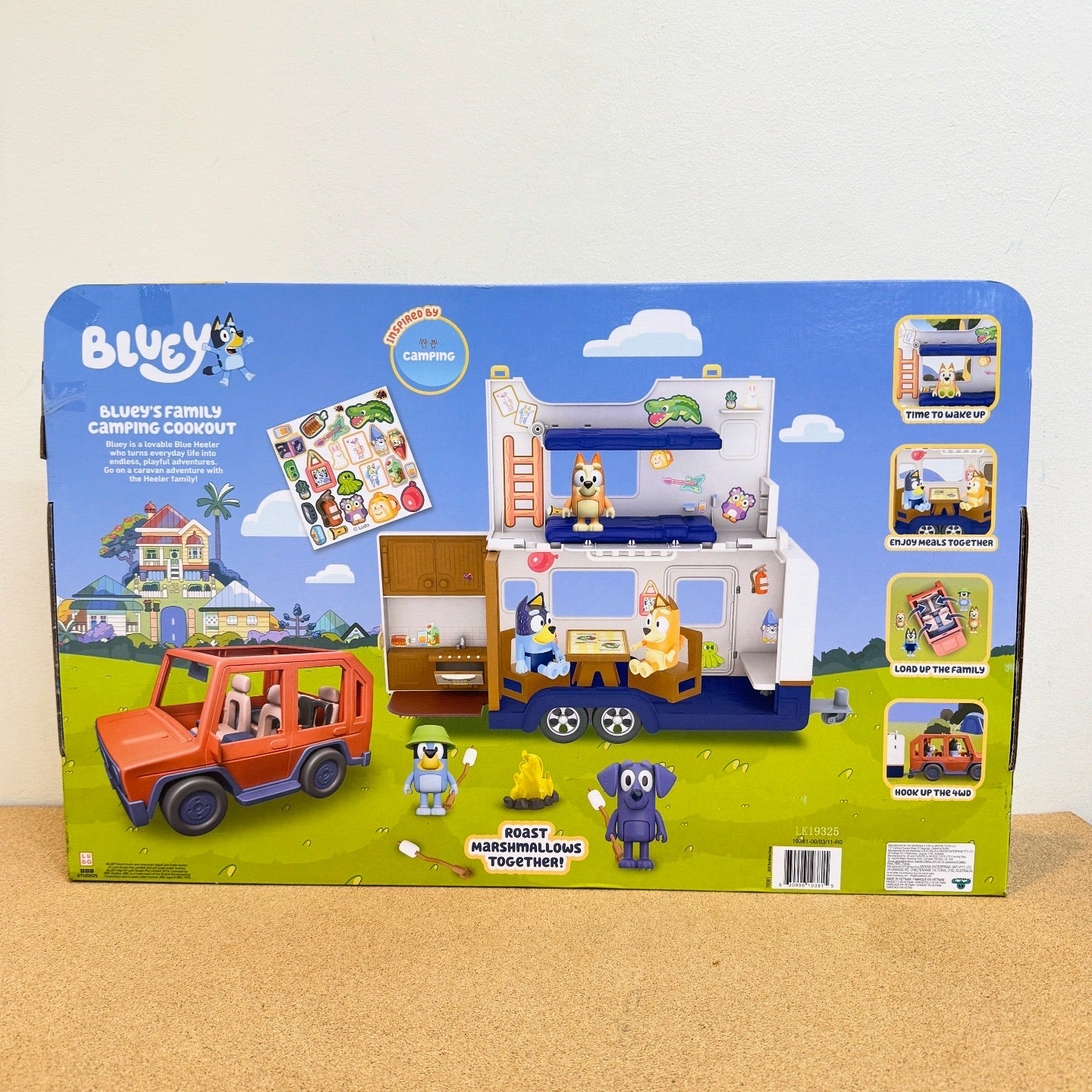 Bluey Family Camping CookOut Playset