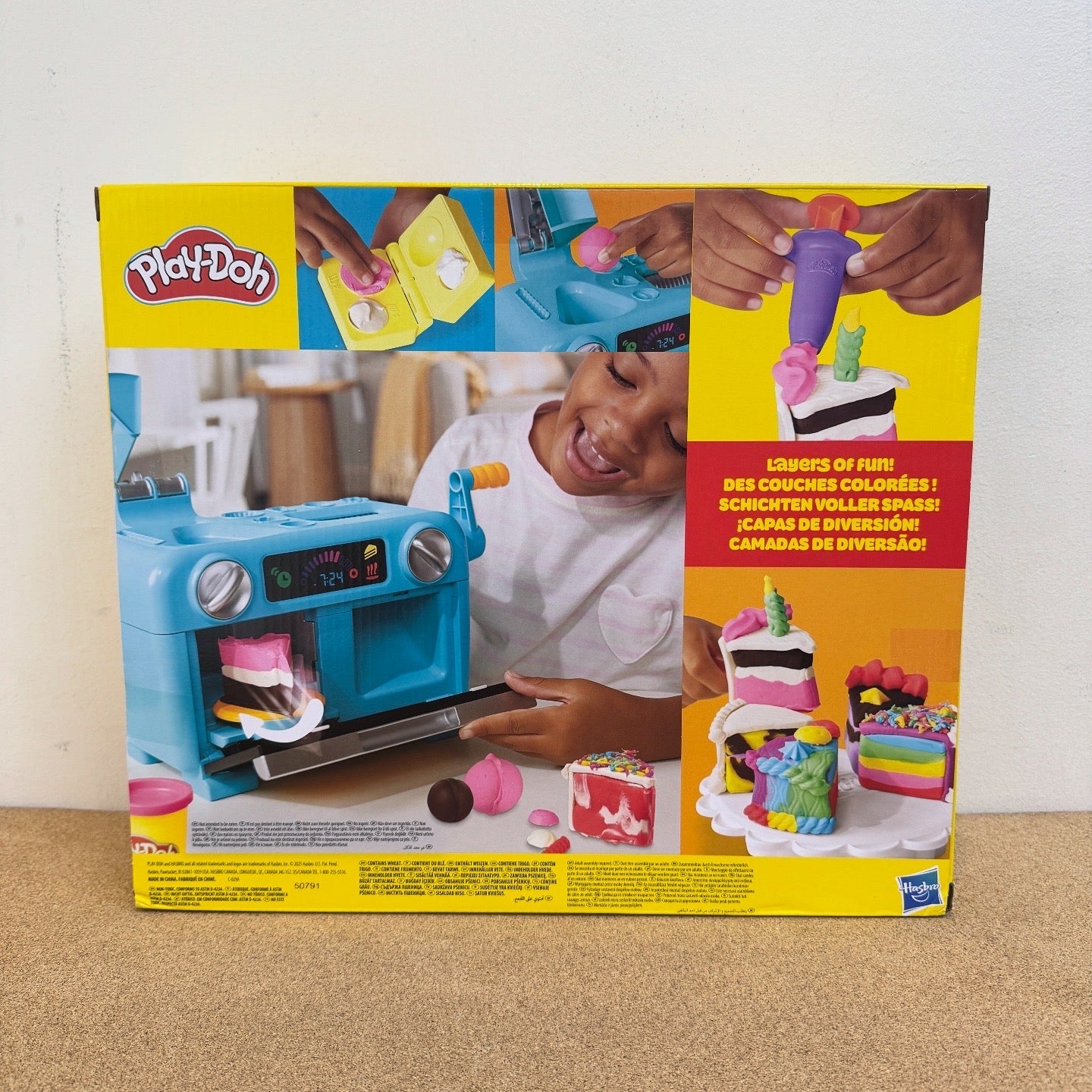 Play Doh Super Slice Cake Playset