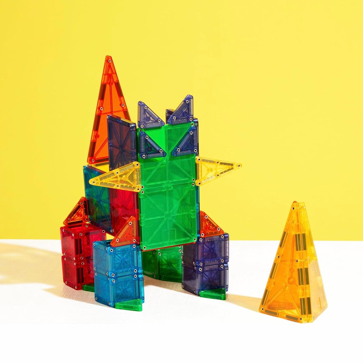 Magna-Tiles Combo 62piece Magnetic Construction Set