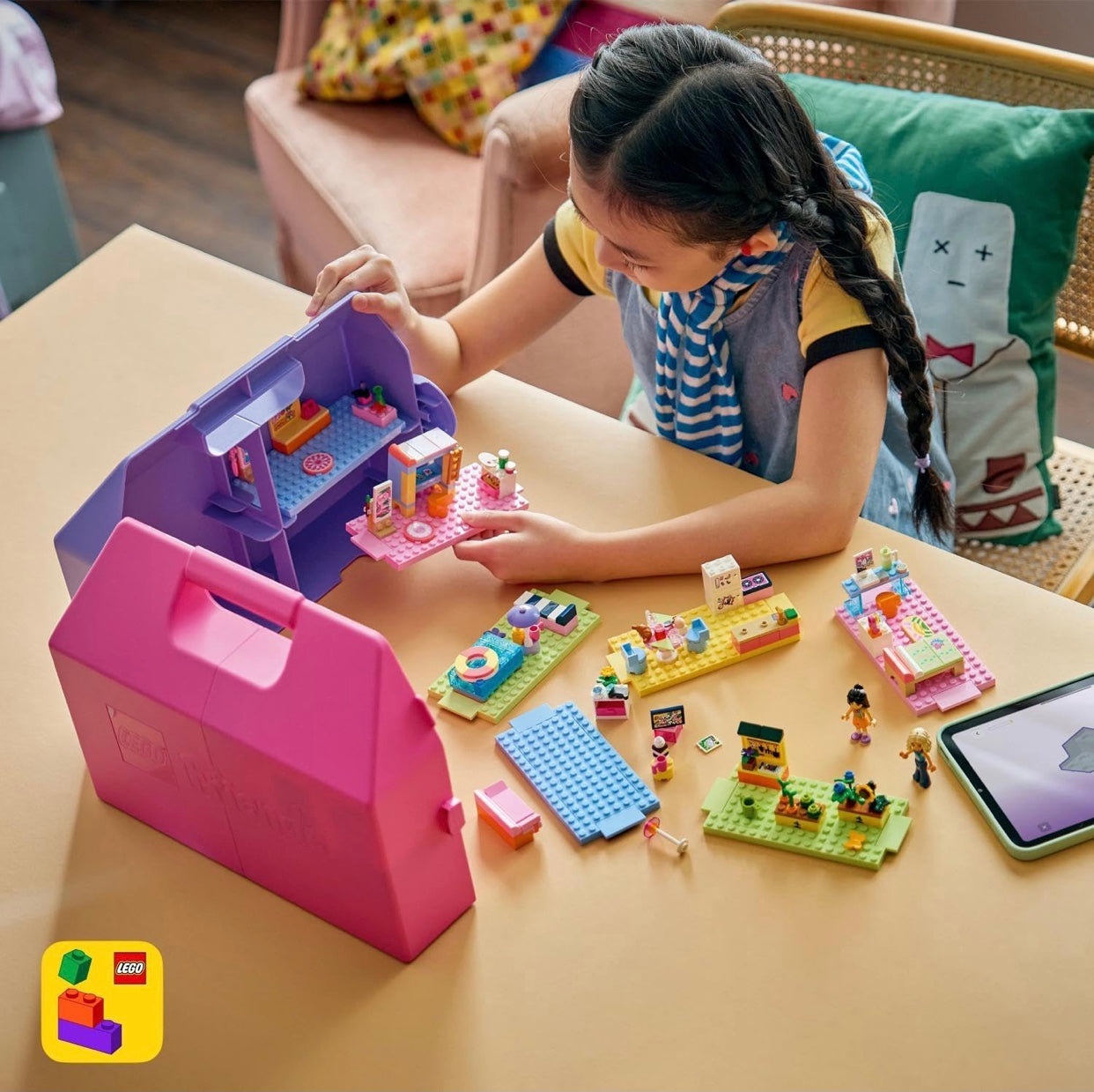 Lego Friends Creative Dollhouse Suitcase