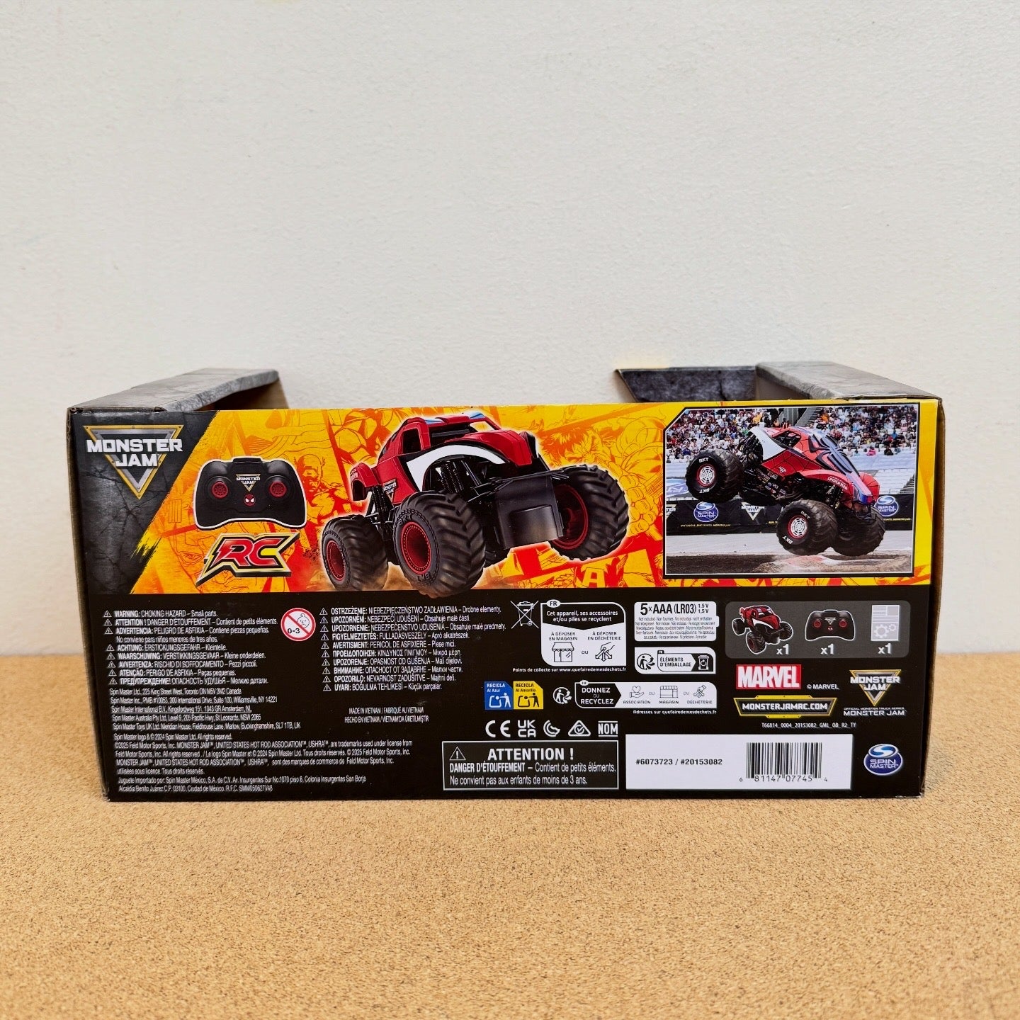 Monster Jam Marvel the Amazing Spiderman RC Monster Truck 1:24 Scale