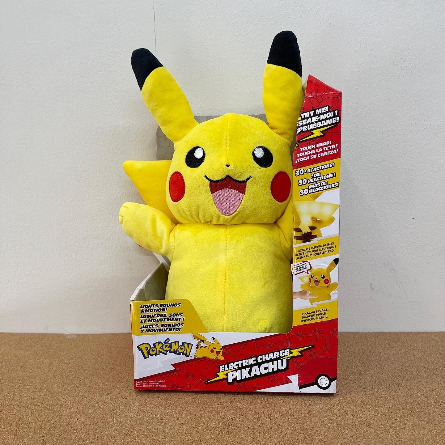 Pokemon Electric Charge Pikachu