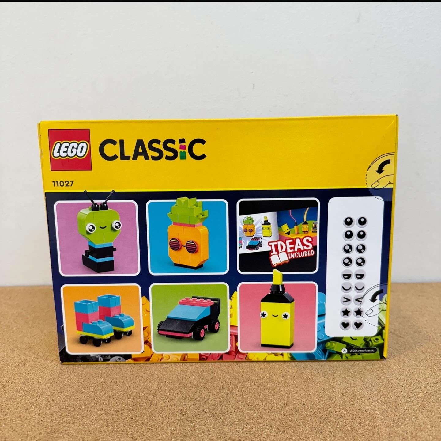 Lego Classic Creative Neon Colors Box Set