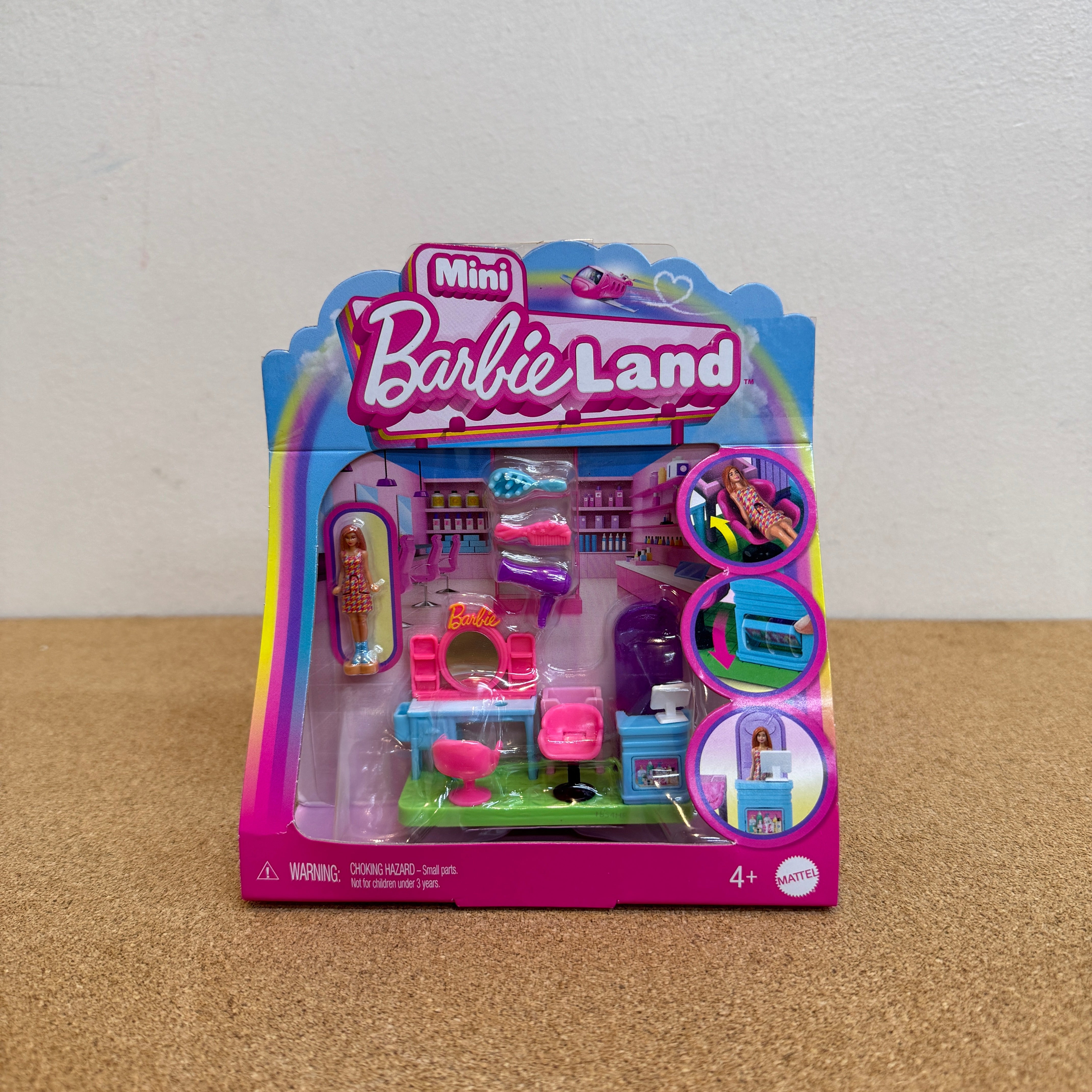 Barbie Mini Barbieland Collectible Hair Salon Playset