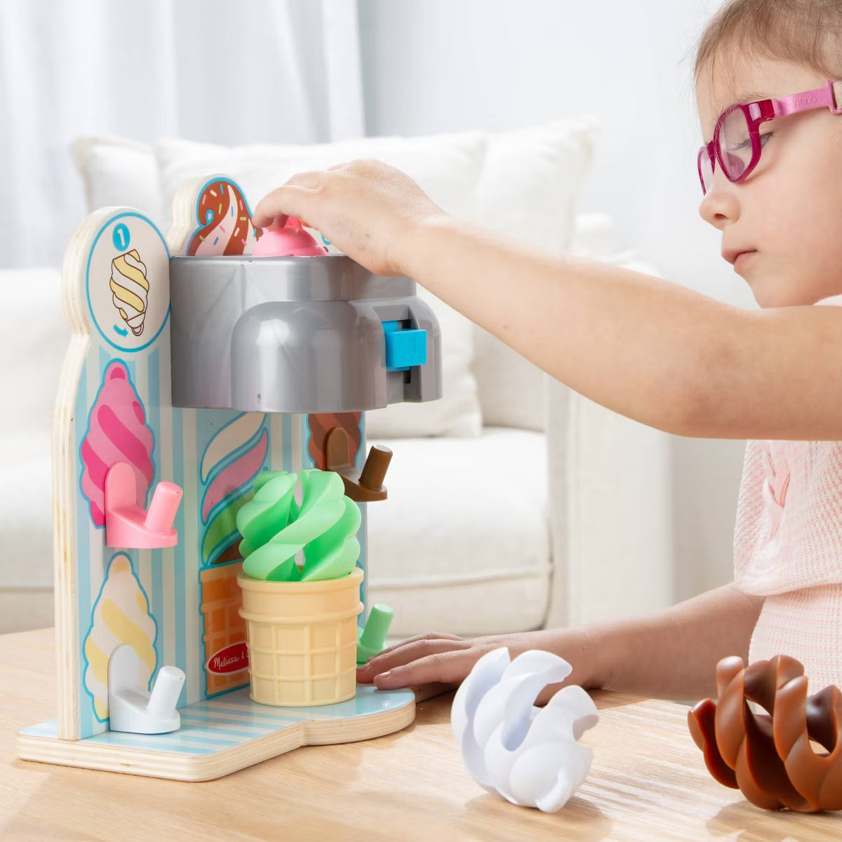 Melissa & Doug Swirl and Serve Ice Cream Playset