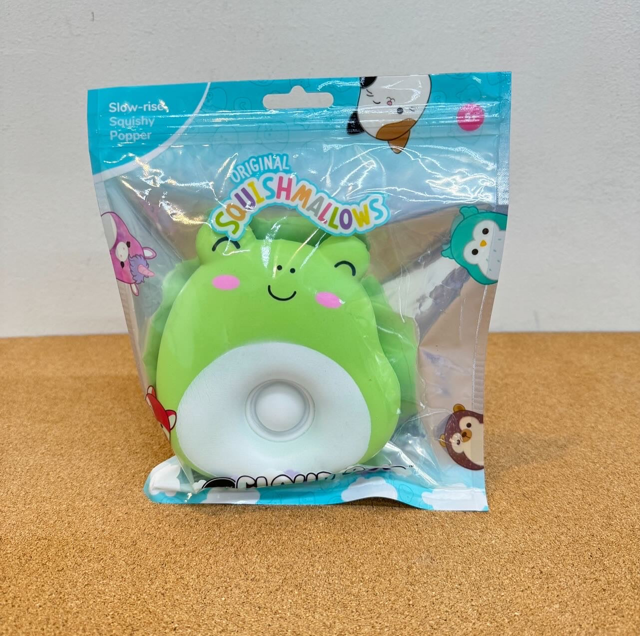 Squishmallows Slow Rise Cloud Pop - Wendy the Frog