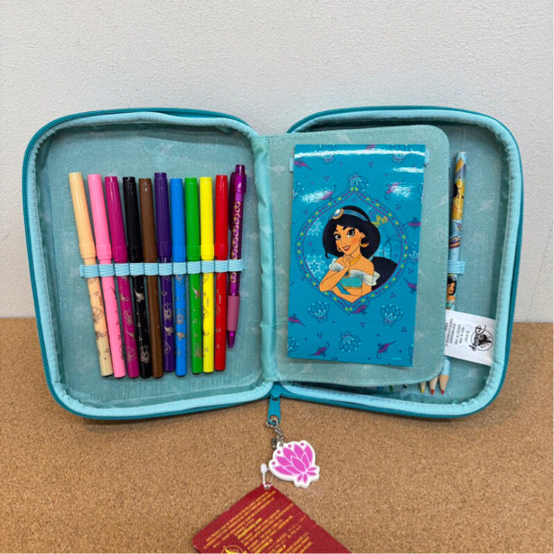 Disney Aladdin Jasmine Zip Up Stationary Kit