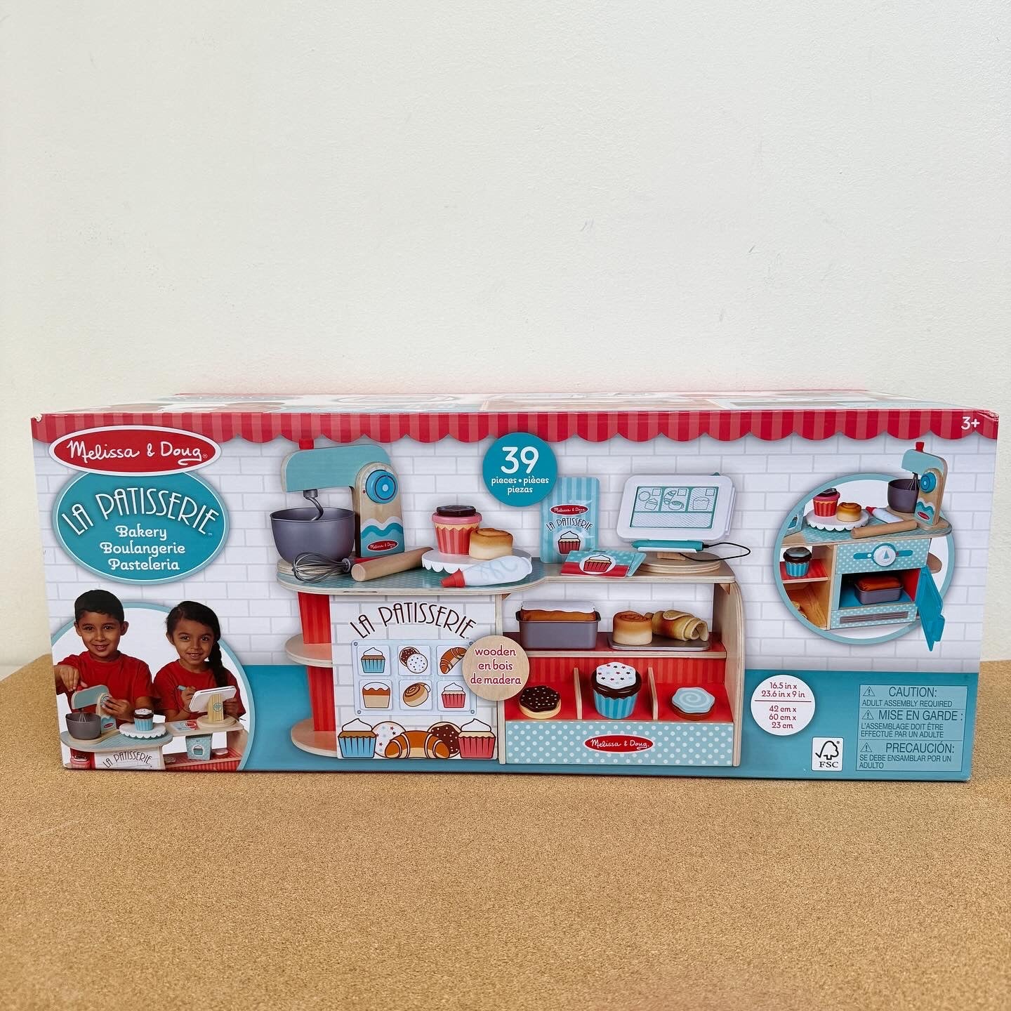 Melissa & Doug Wooden LA Patisserie Bakery