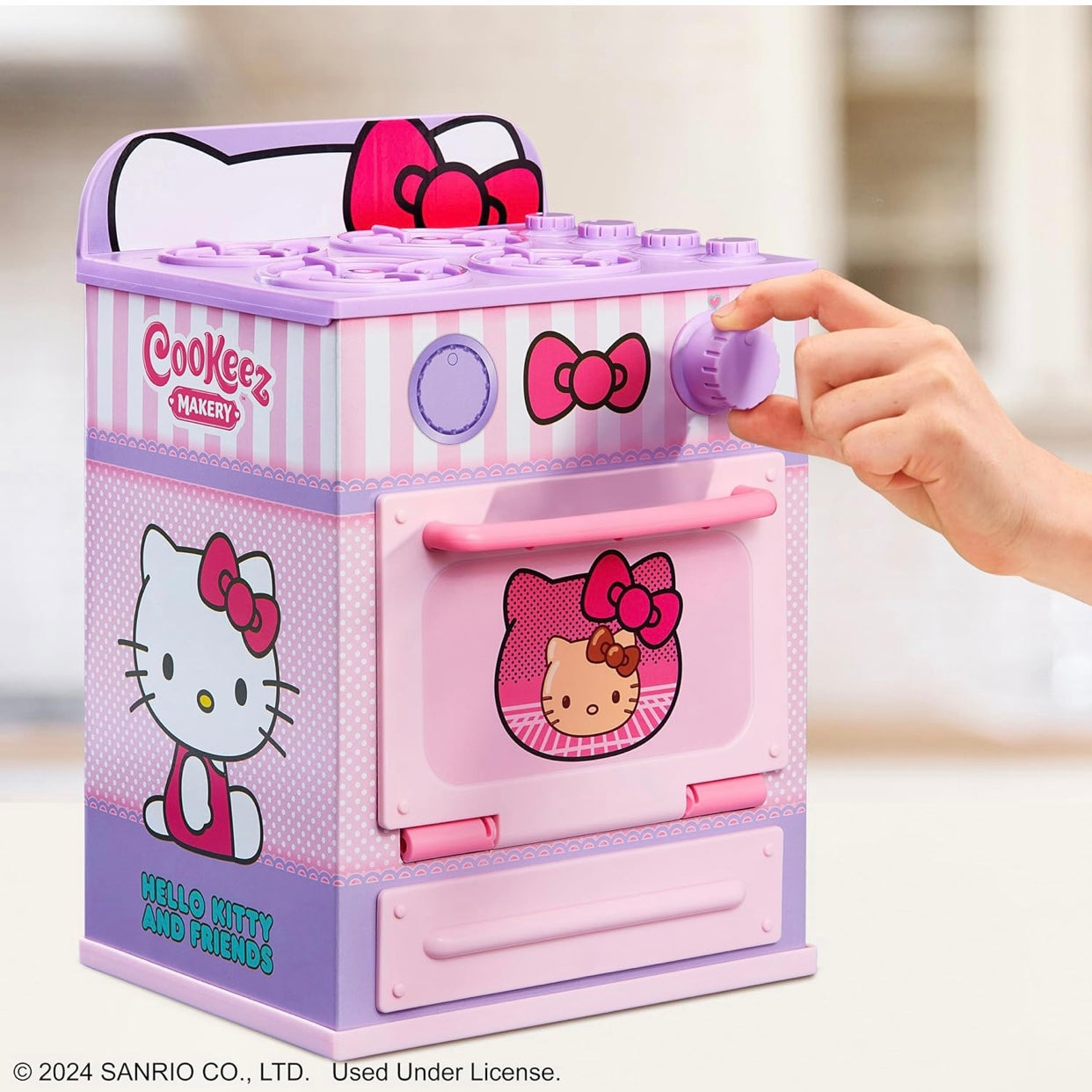 Cookeez Makery Hello Kitty and Friends Oven Treatz