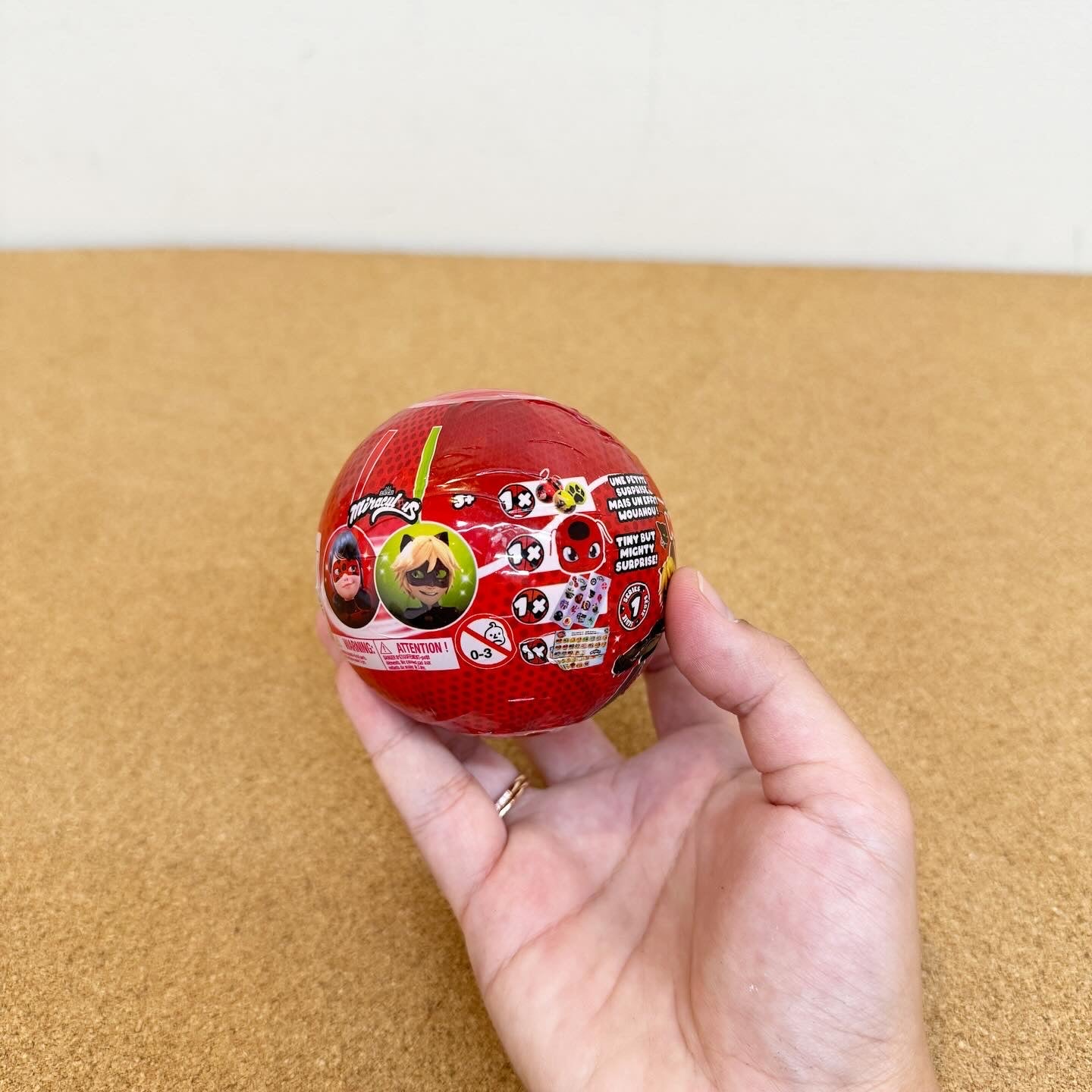 Miraculous LadyBug Miraball Surprise