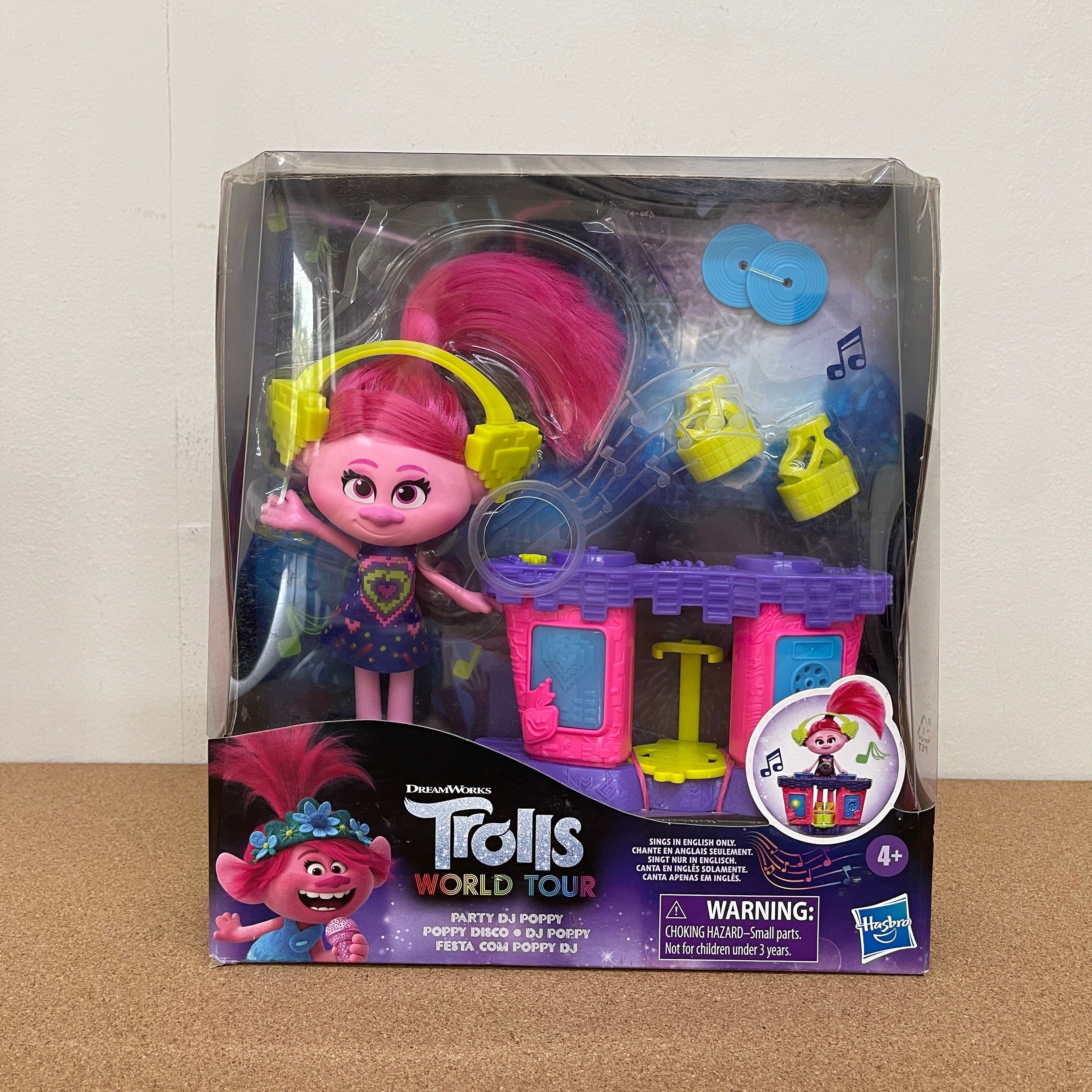 Trolls World Tour Party DJ Poppy Fashion Doll