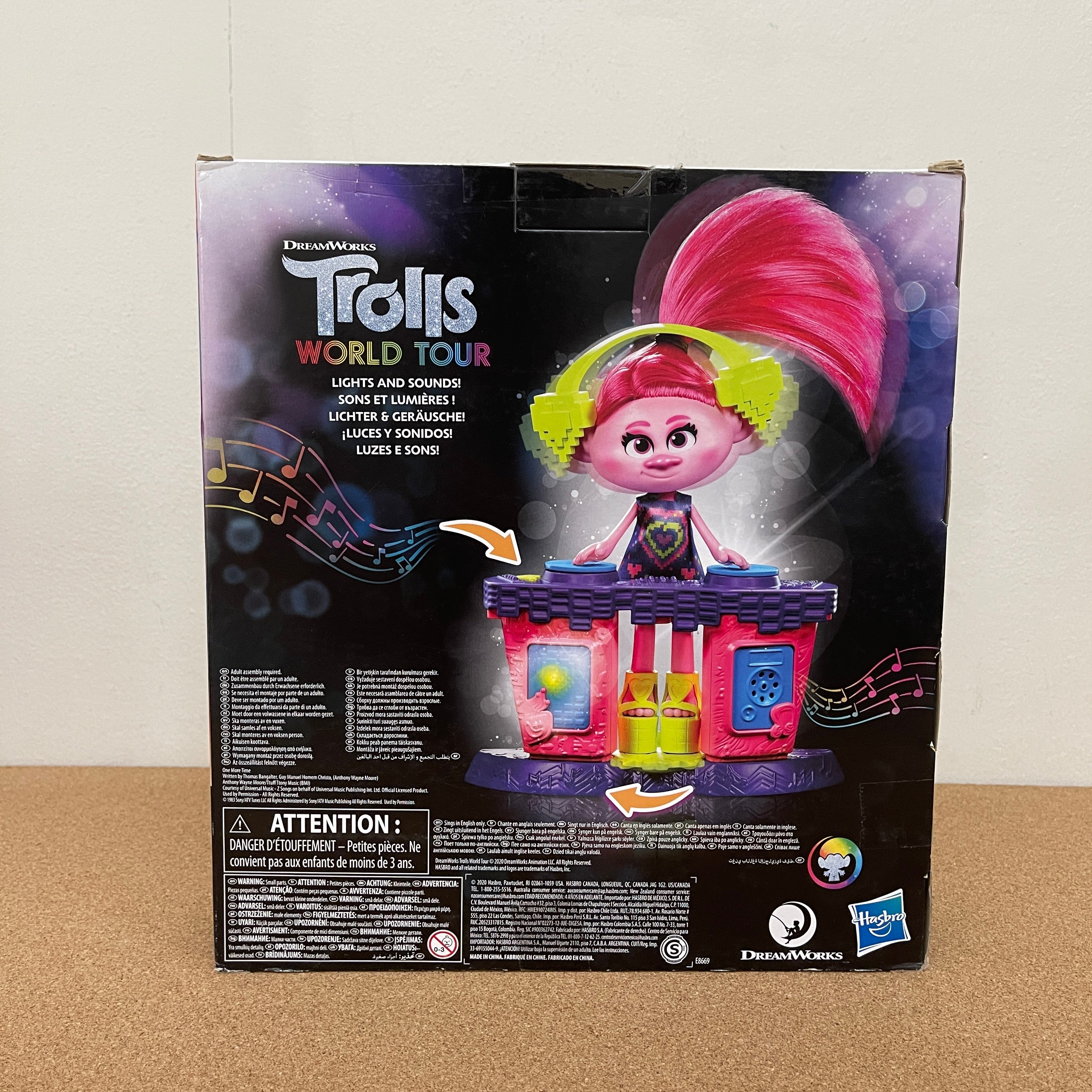 Trolls World Tour Party DJ Poppy Fashion Doll