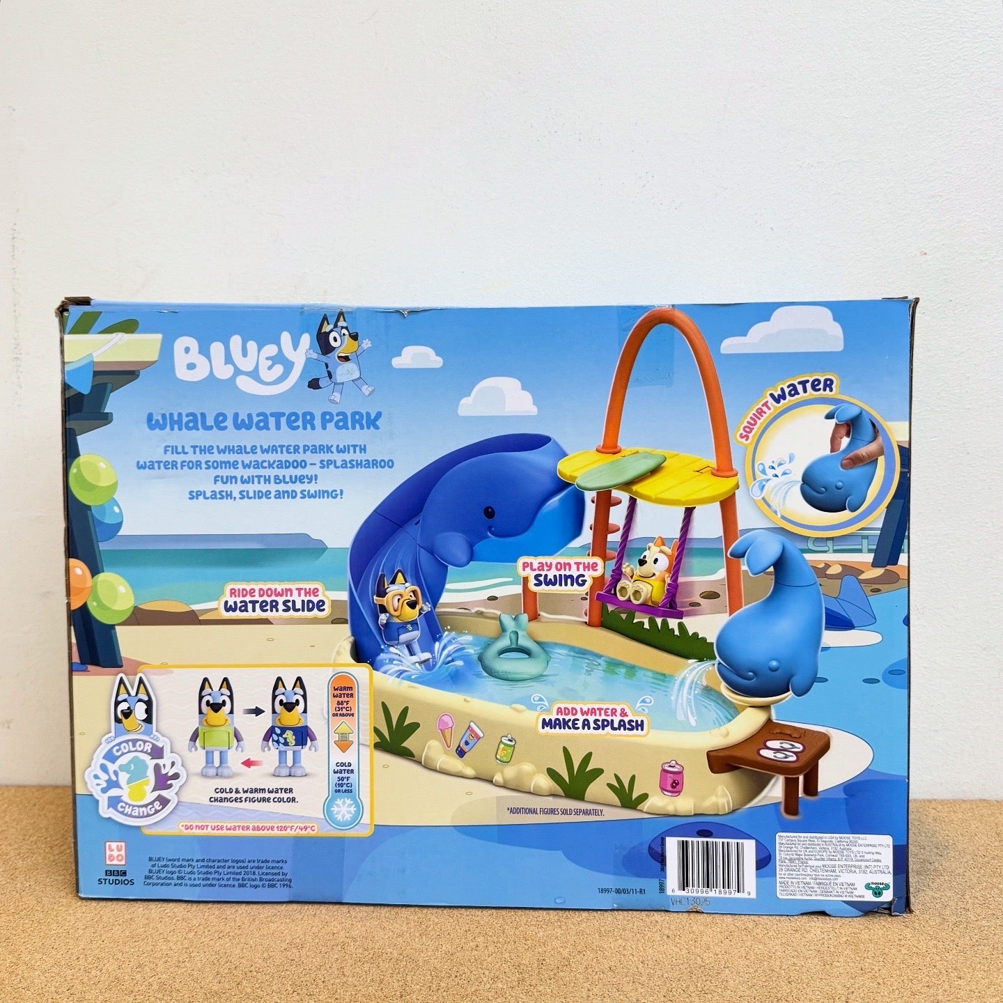 Bluey Whale Water Park Playset