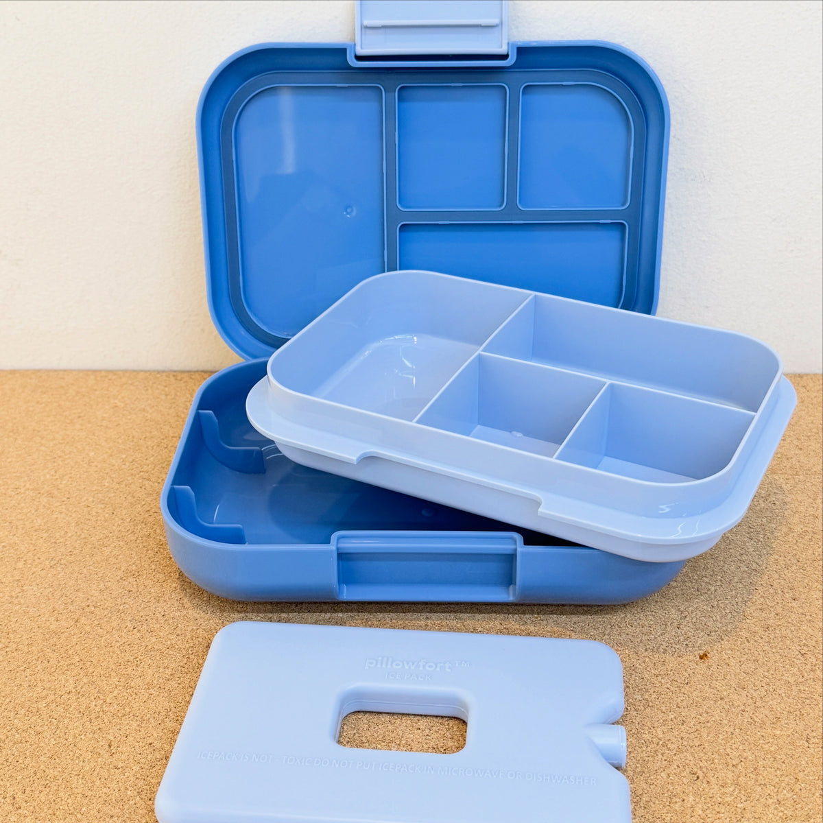 Pillowfort Bento Box 26fl oz Food Storage - Blue