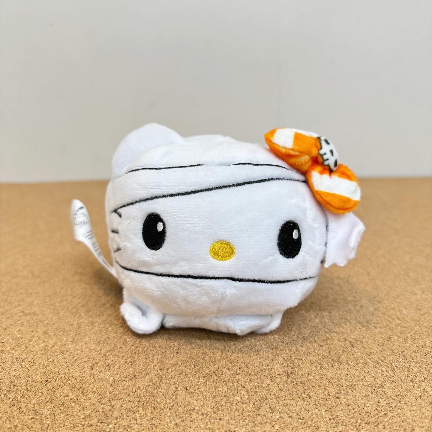 Teeturtle Reversible Sanrio Hello Kitty-Mummy Monster