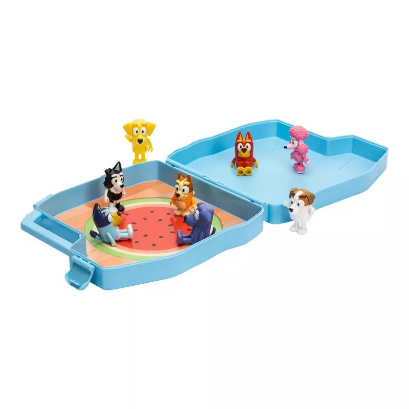 Bluey Play & Go Collector Case with Figures