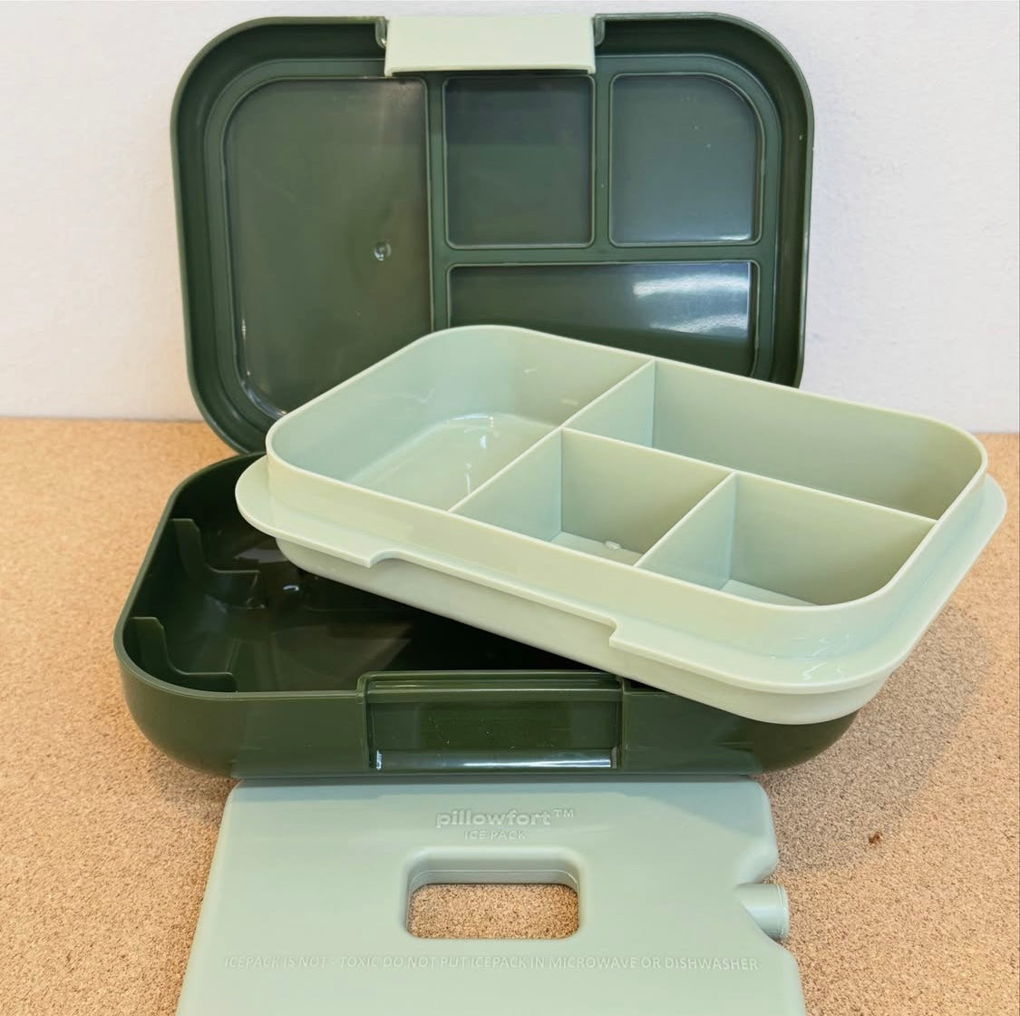 Pillowfort Bento Box 26fl oz Food Storage- Green