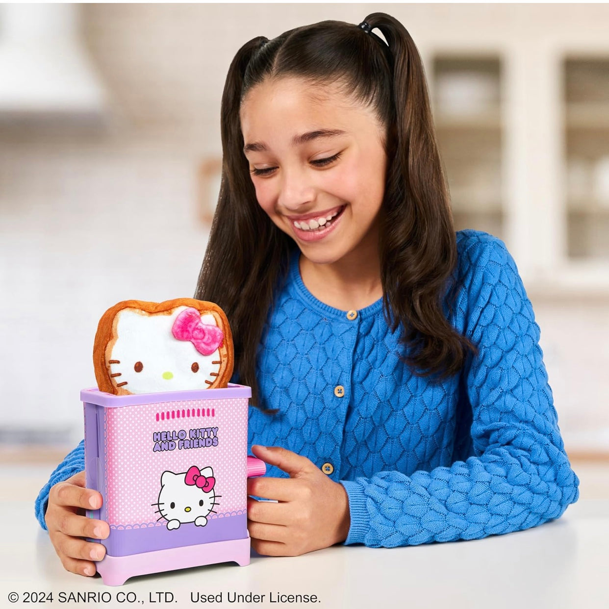 Cookeez Makery Hello Kitty and Friends Toasty Treatz Toaster with Scented Plush