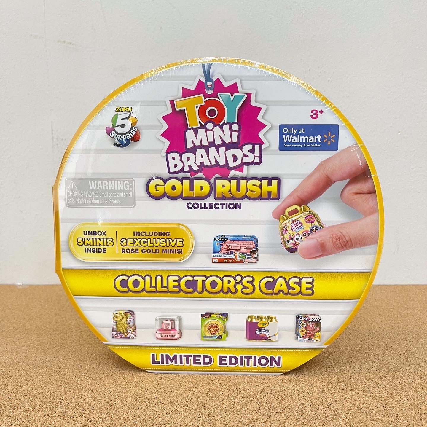 Toy Mini Brands Gold Rush Collector’s Case