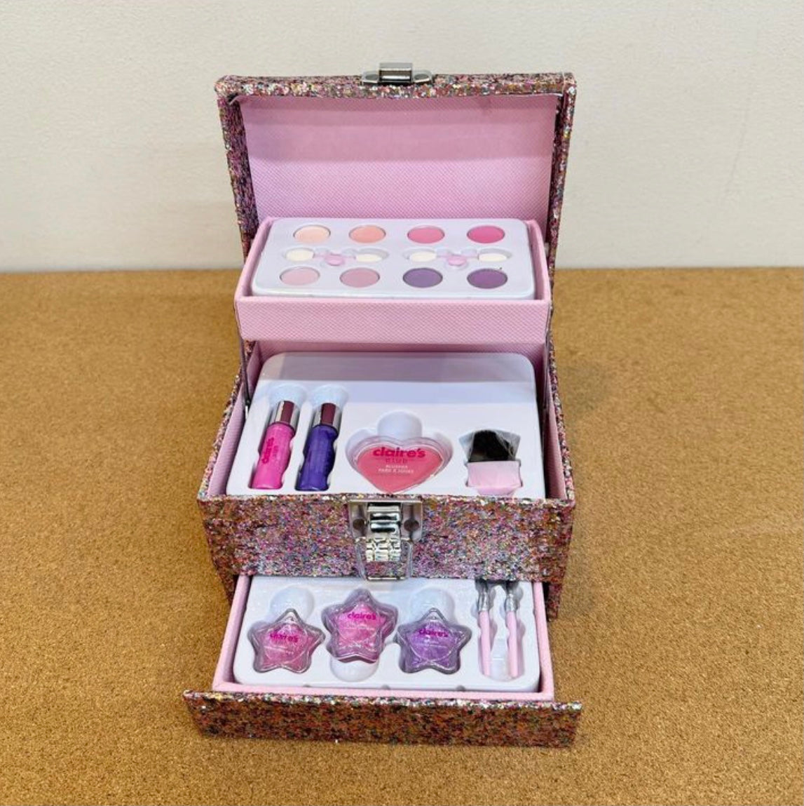 Claire’s Club Mini Mega Make Up Case