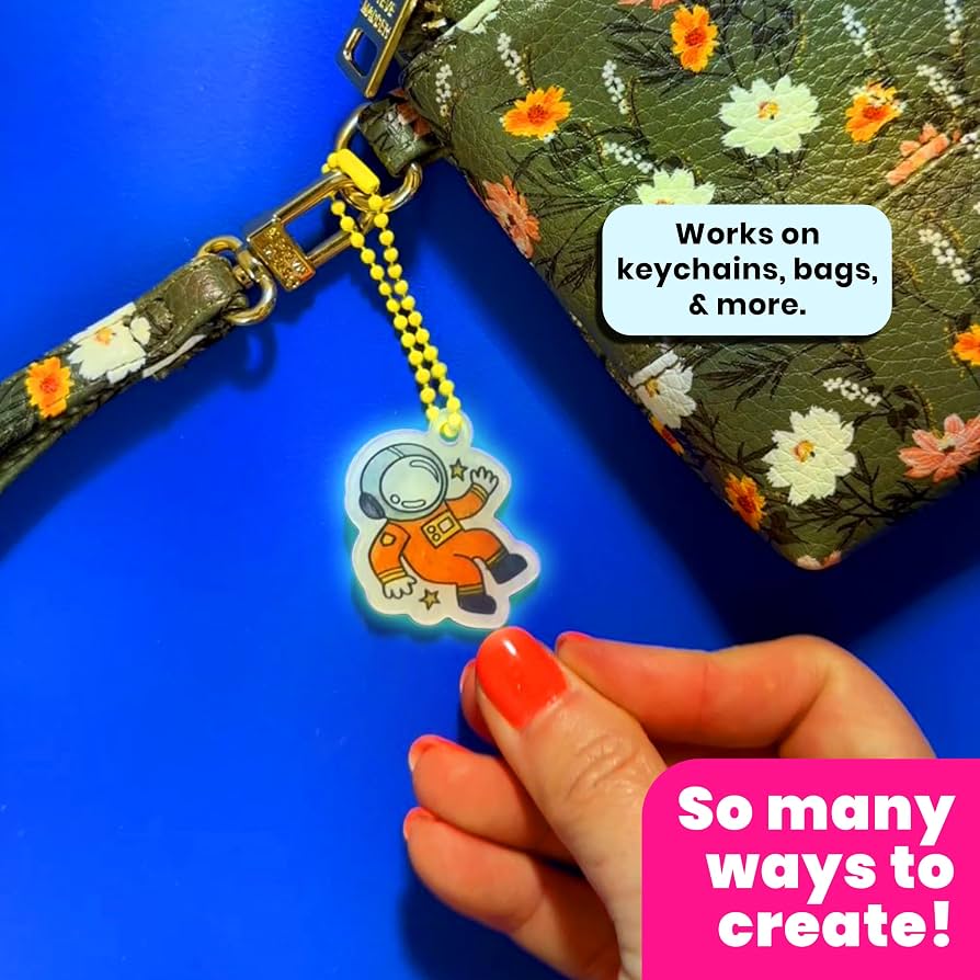 Ooly DIY Shrink Art Charms Kit - Glow Buddies