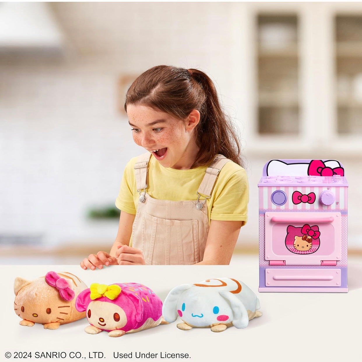 Cookeez Makery Hello Kitty and Friends Oven Treatz