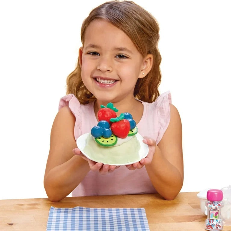 Little Tikes Creative Chefs Bluey Pavlova Kit