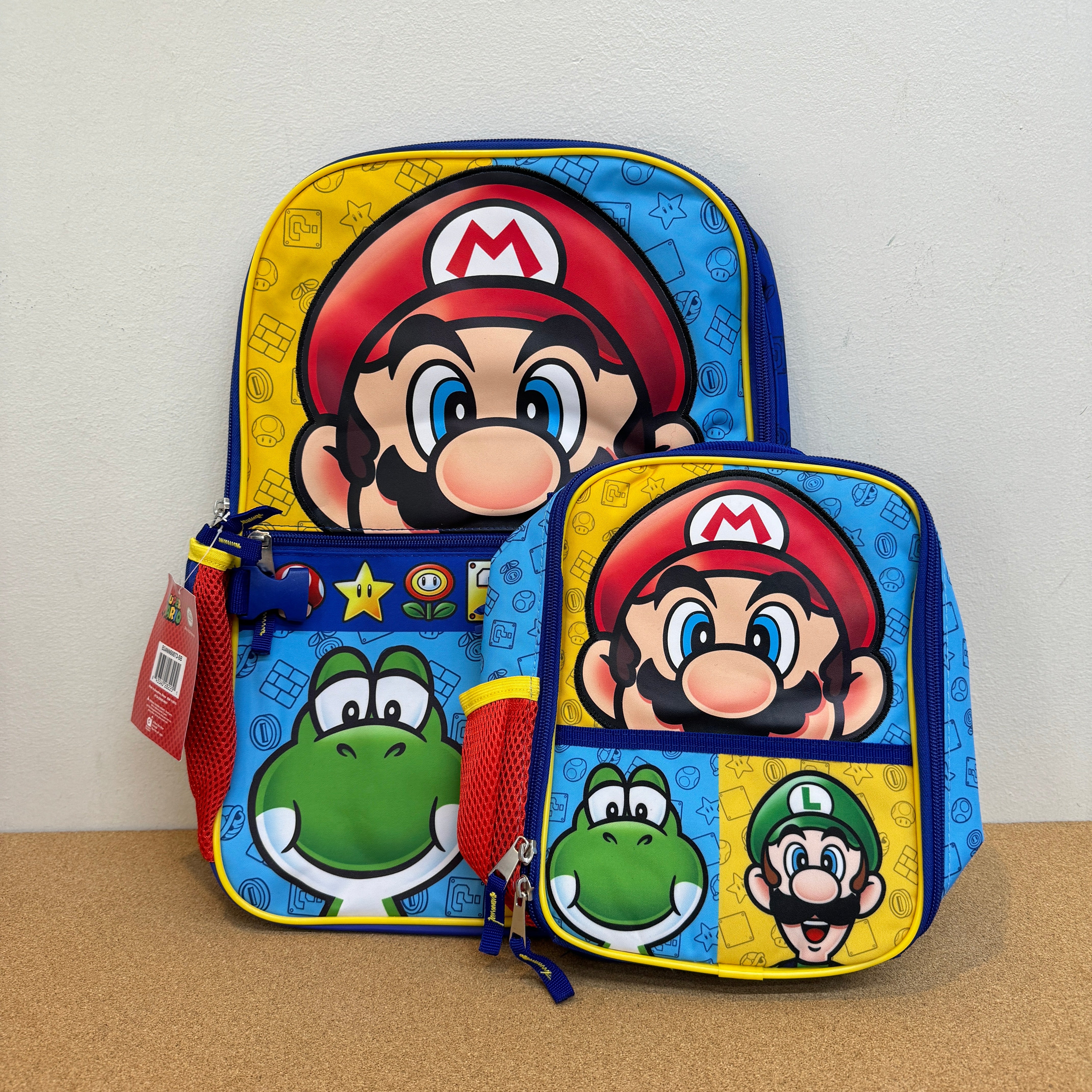 Nintendo Mario Friends 2Piece Backpack Set 17”